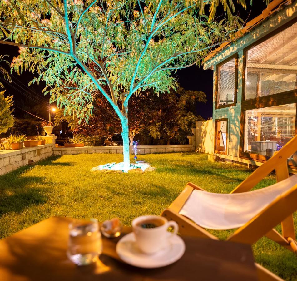 Cesmekes Otel Exterior foto